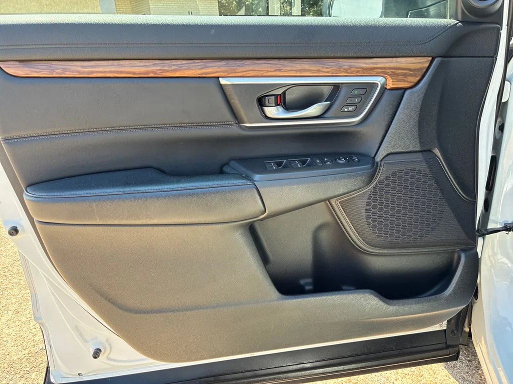 Used 2019  Honda EX-L image 25