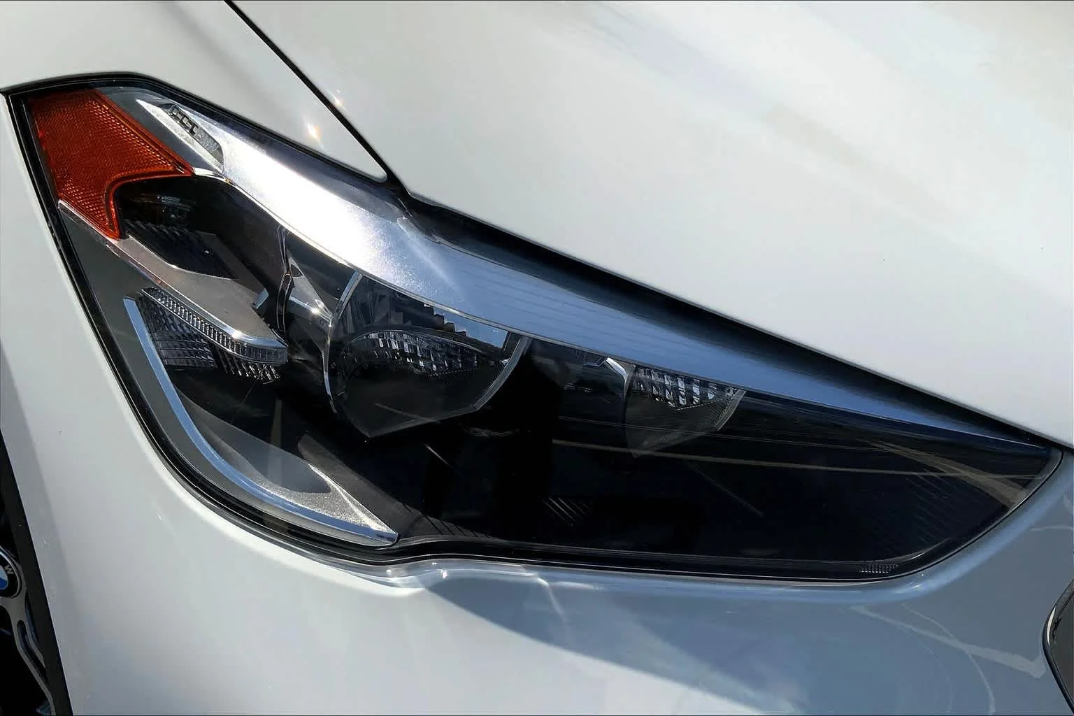 Used 2020 Alpine White BMW xDrive28i image 26