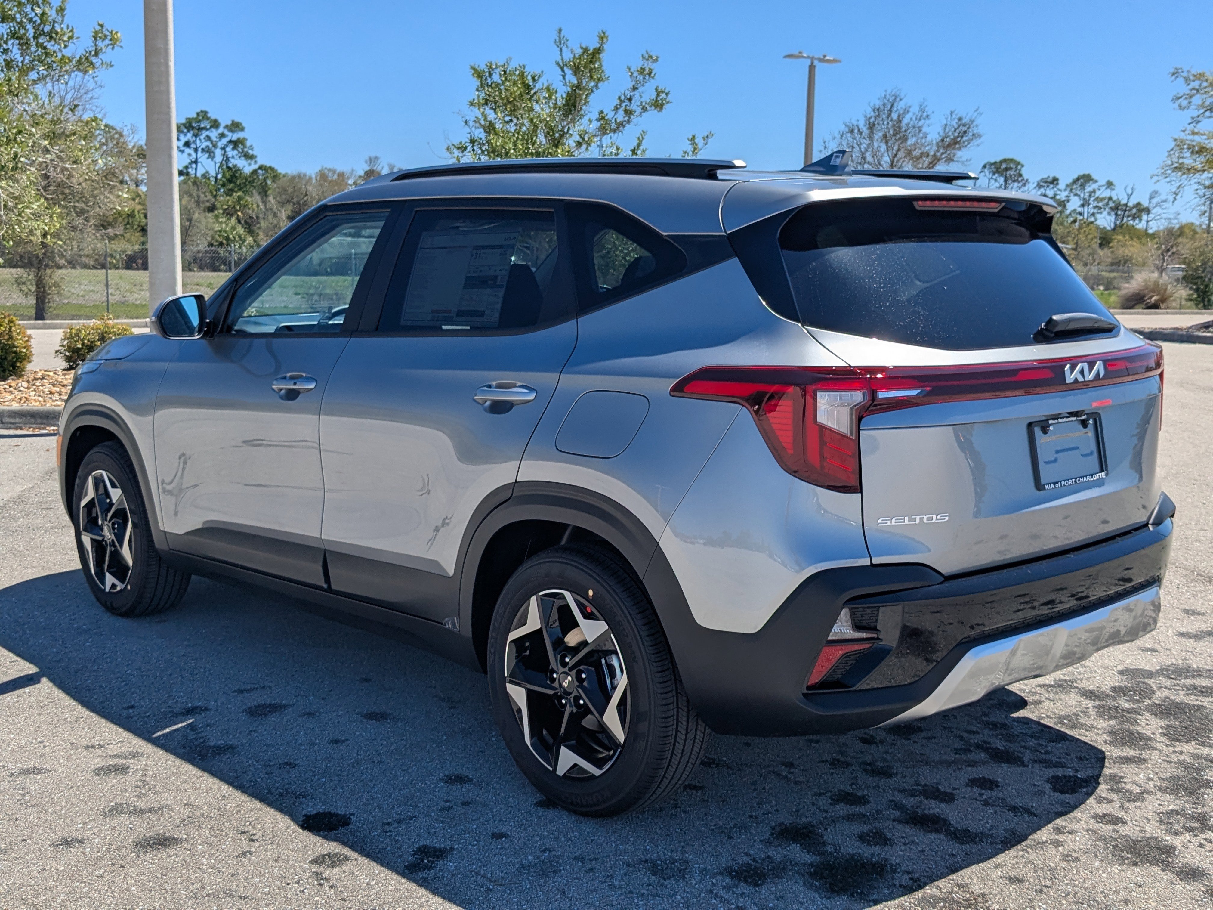 New 2026 Steel Gray Kia S image 7