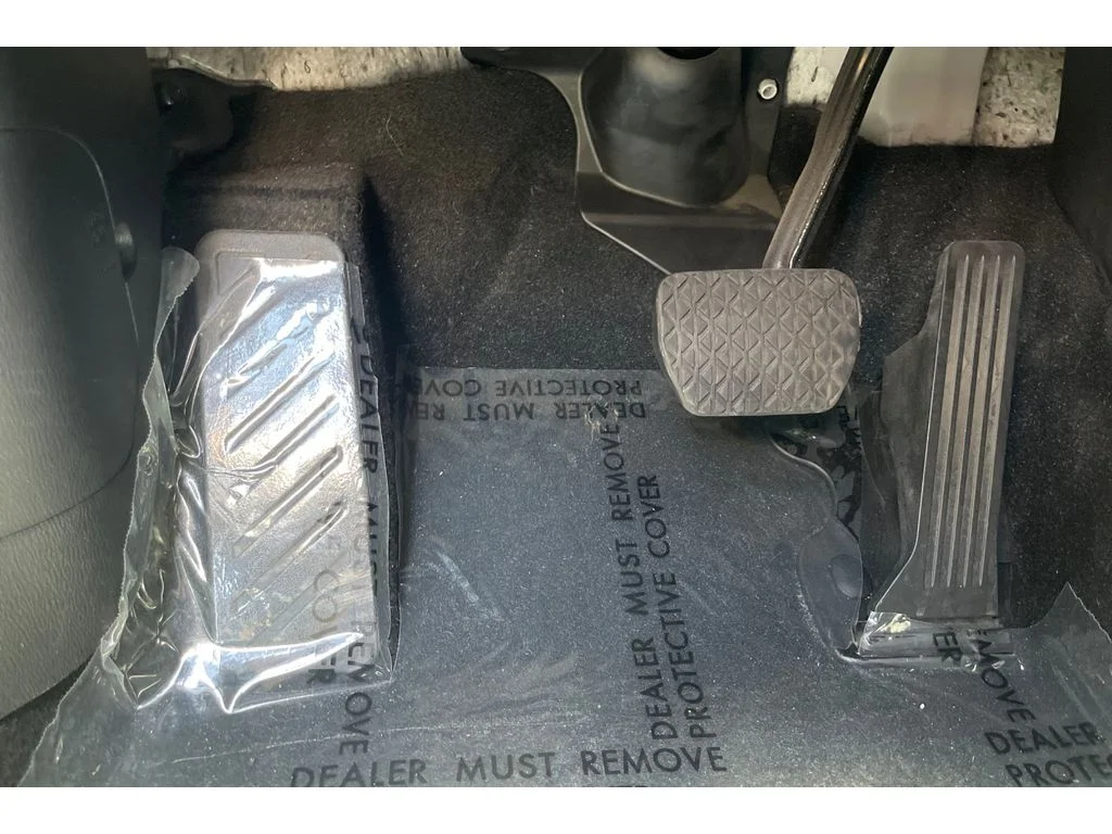 Certified Used 2022 Polymetal Gray Metallic Mazda Carbon Edition image 46
