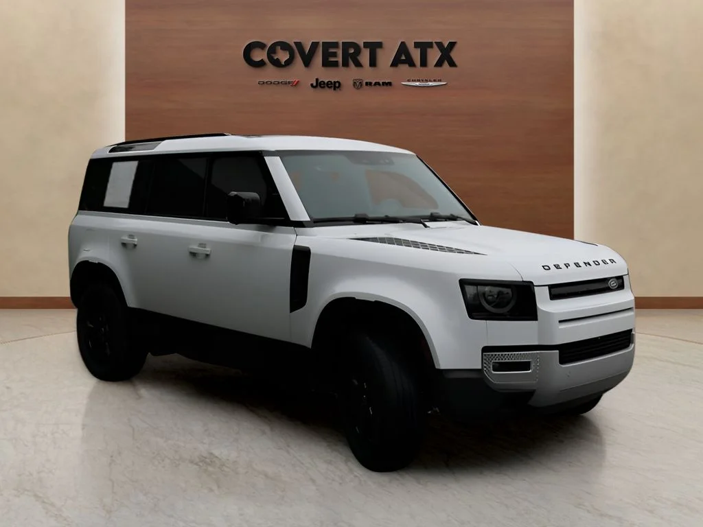 Used 2025 White Land Rover S image 7