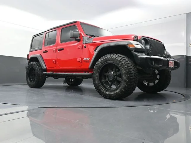 Used 2018 Red Jeep Unlimited Sport image 30