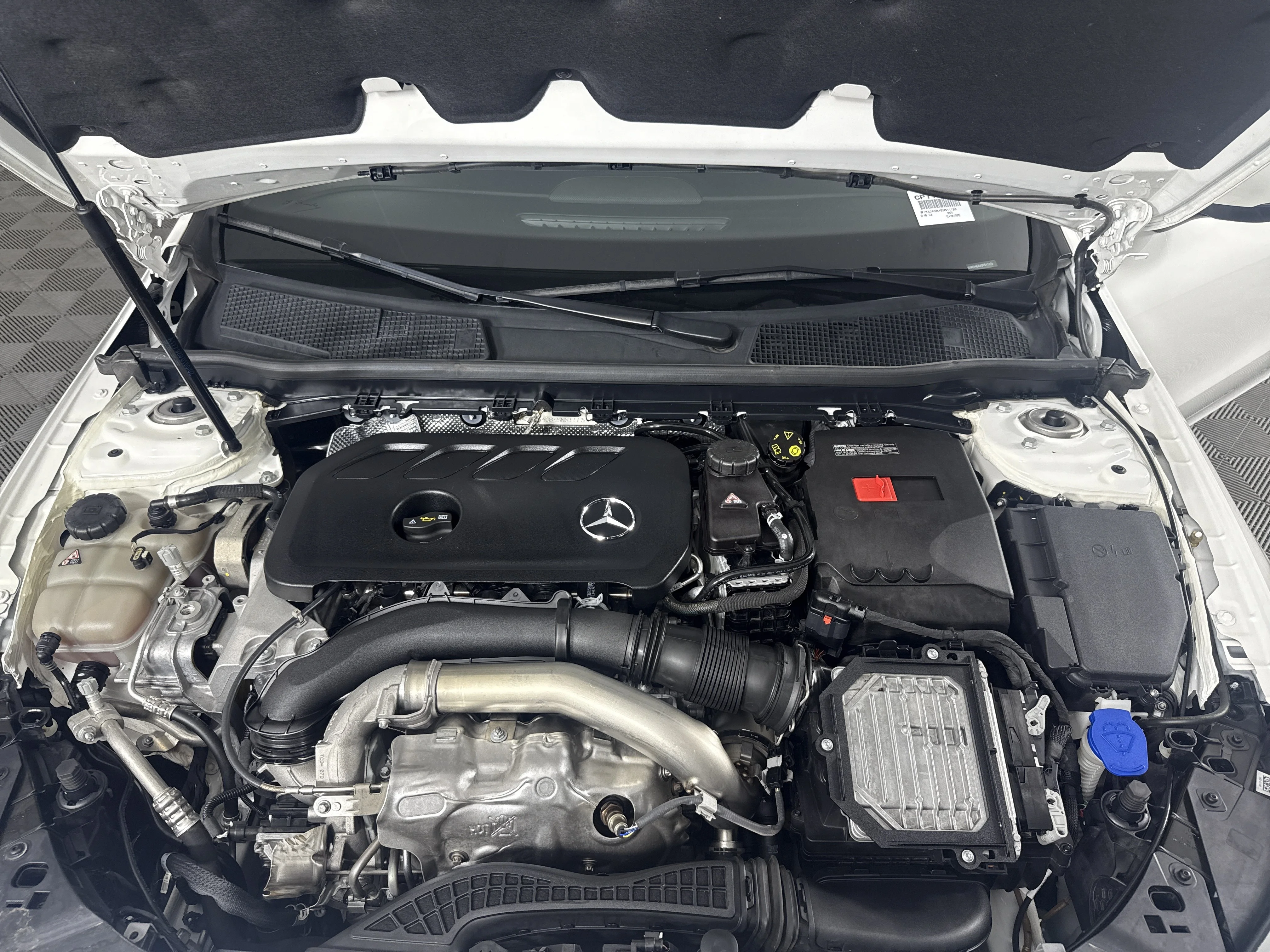 Used 2025 White Mercedes-Benz  image 11
