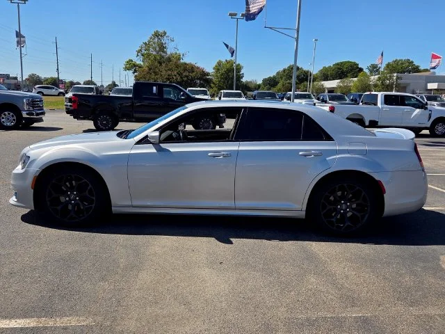 Used 2020 Silver Chrysler S image 4