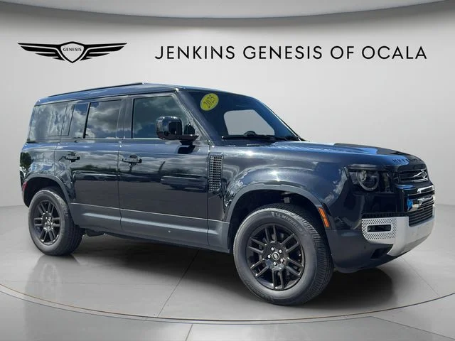 Used 2025 Black Land Rover S image 1