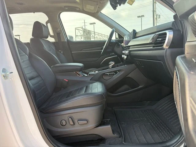 Certified Used 2024 White Kia SX-Prestige image 18