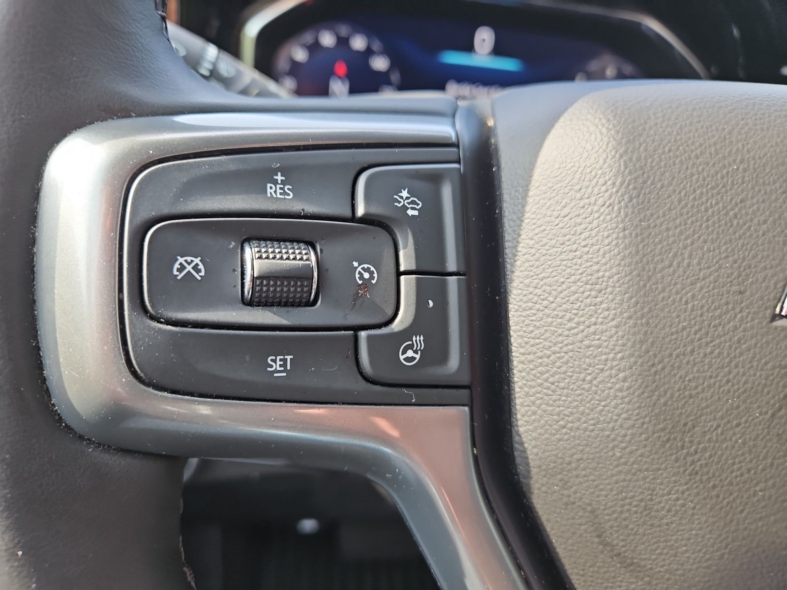 2025 Chevrolet Silverado 1500 LT - Photo 25
