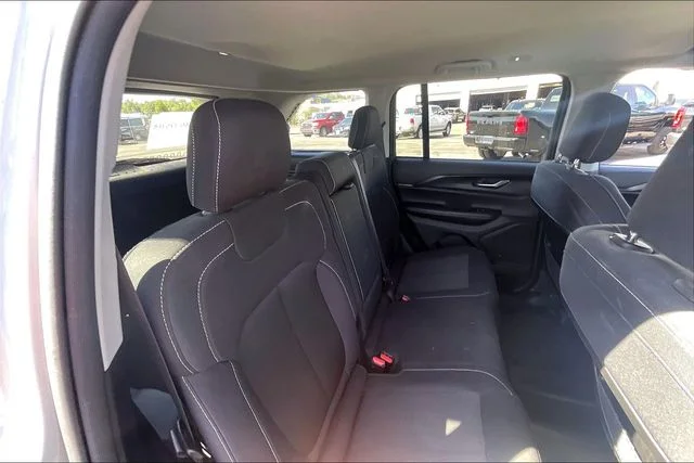 Used 2023 Silver Jeep Laredo image 29