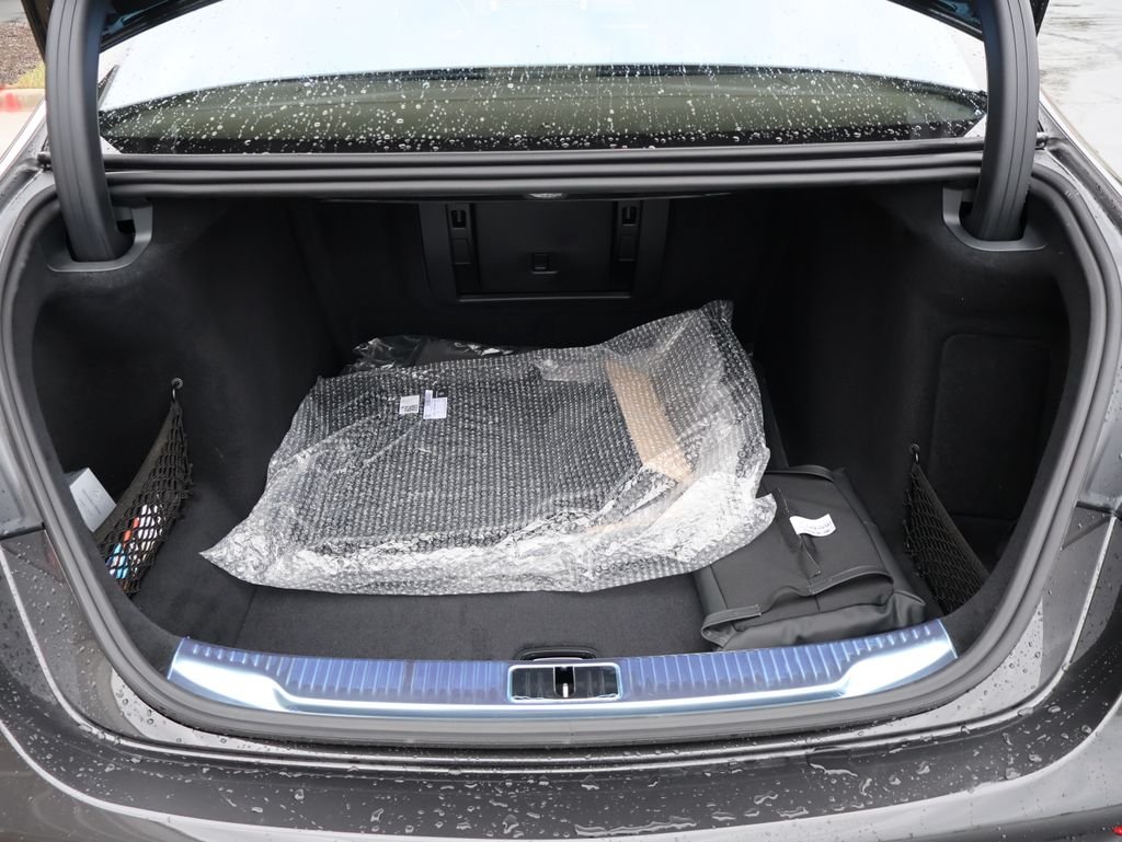 New 2026 Graphite Grey Metallic Mercedes-Benz S 580 image 17