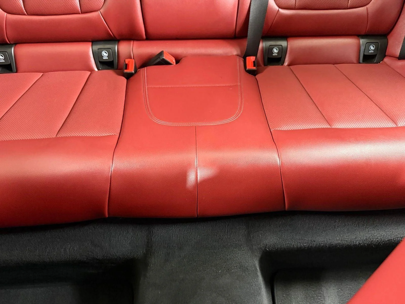 Used 2023 Skyscraper Gray Metallic BMW xDrive30i image 35