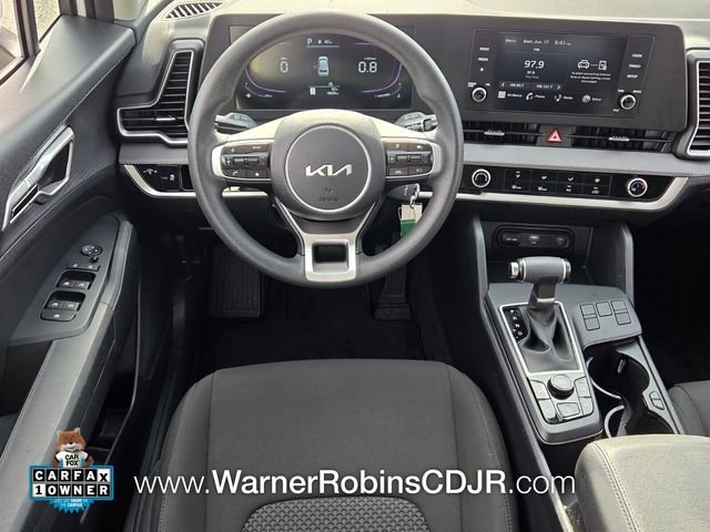 Used 2025 White Kia LX image 7