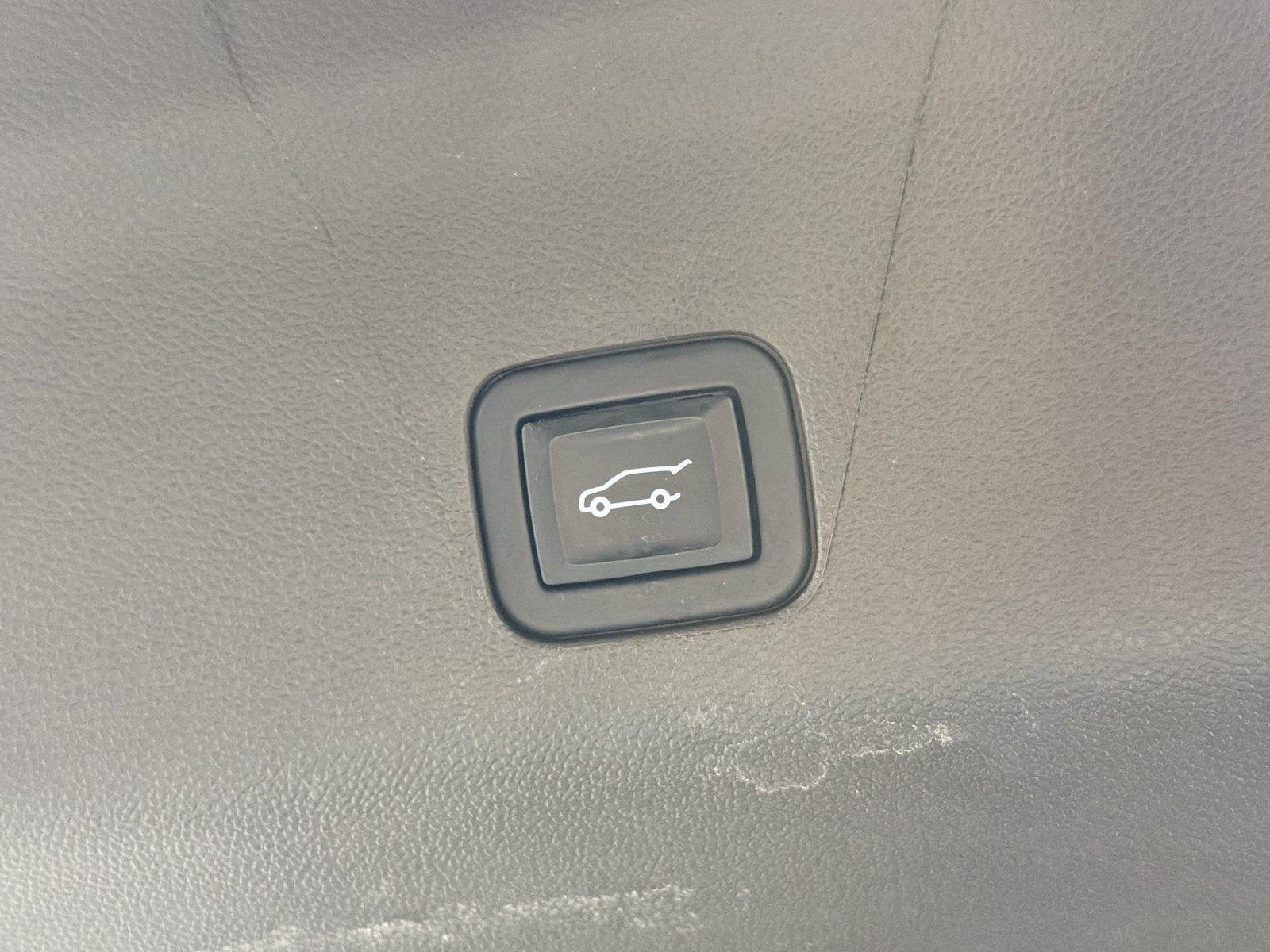 2022 Chevrolet Tahoe LT - Photo 18