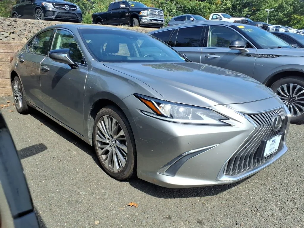 2021 Lexus ES 250