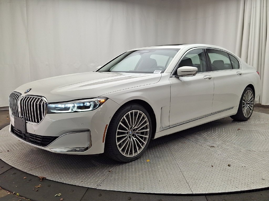 2022 BMW 7 Series 750i