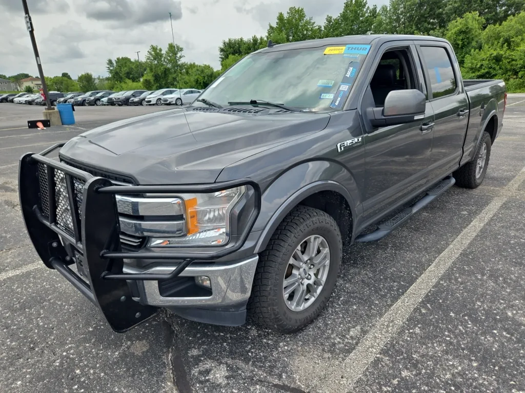 Used 2019 Gray Ford Lariat image 7