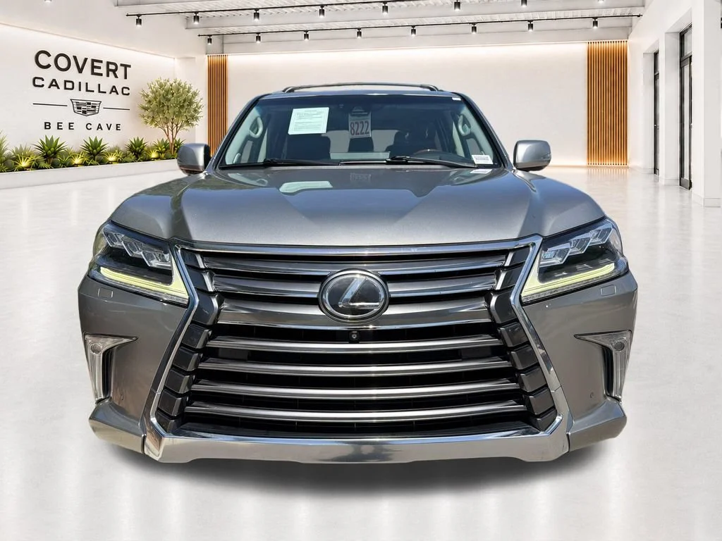 Used 2017  Lexus LX 570 image 3