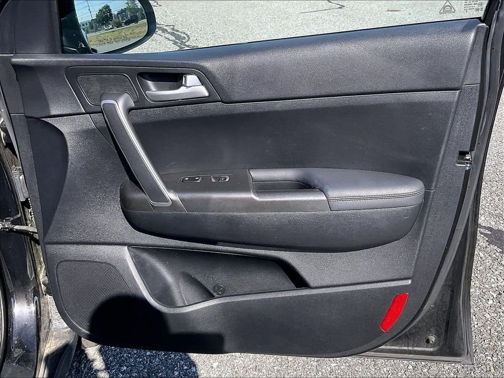 Used 2019 Red Kia LX image 12
