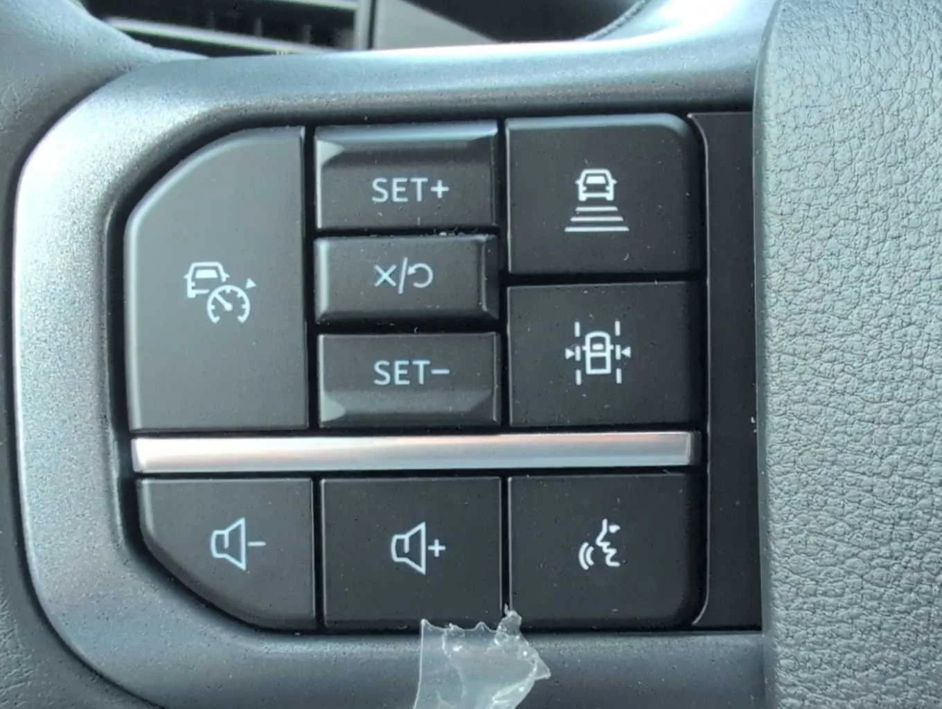 New 2026 Avalanche Ford XLT image 21