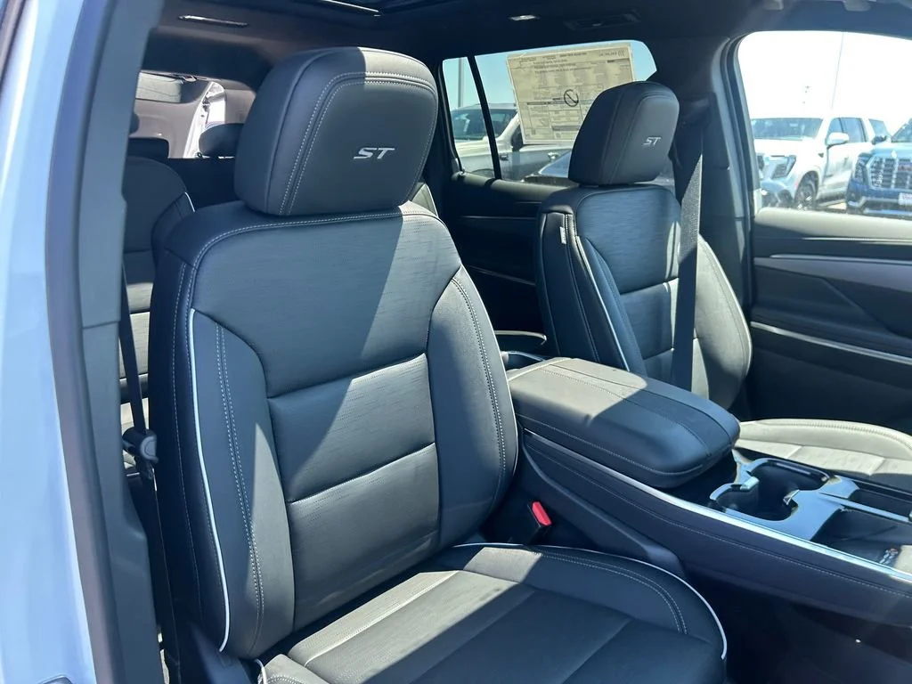 New 2026 Summit White Buick Sport Touring image 38