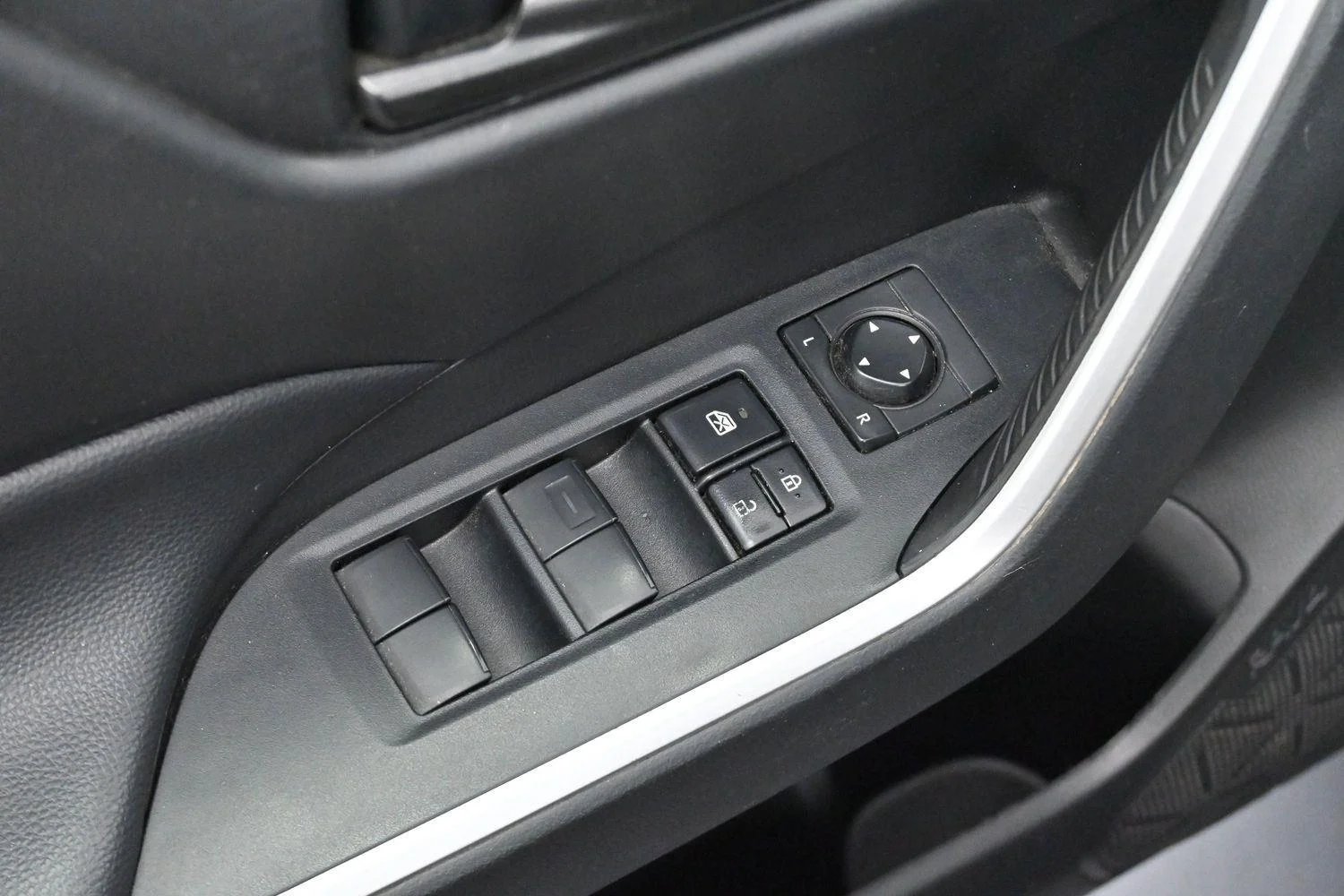 Used 2024 Magnetic Gray Metallic Toyota LE image 10
