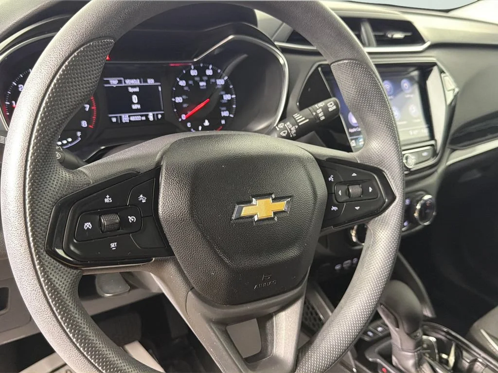 Used 2021 SUMMIT WHITE Chevrolet LT image 21