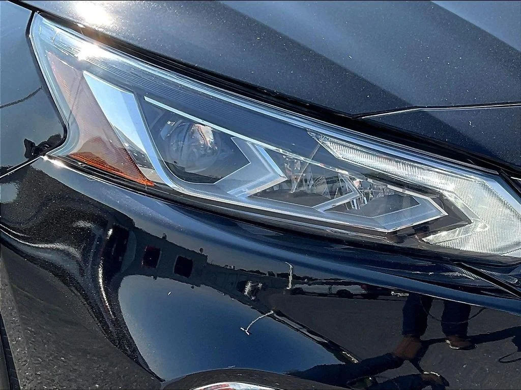 Certified Used 2021 Super Black Nissan 2.5 SV image 33