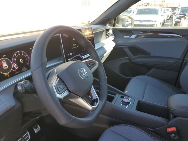 New 2026 White Volkswagen 2.0T SE R-Line Black image 18