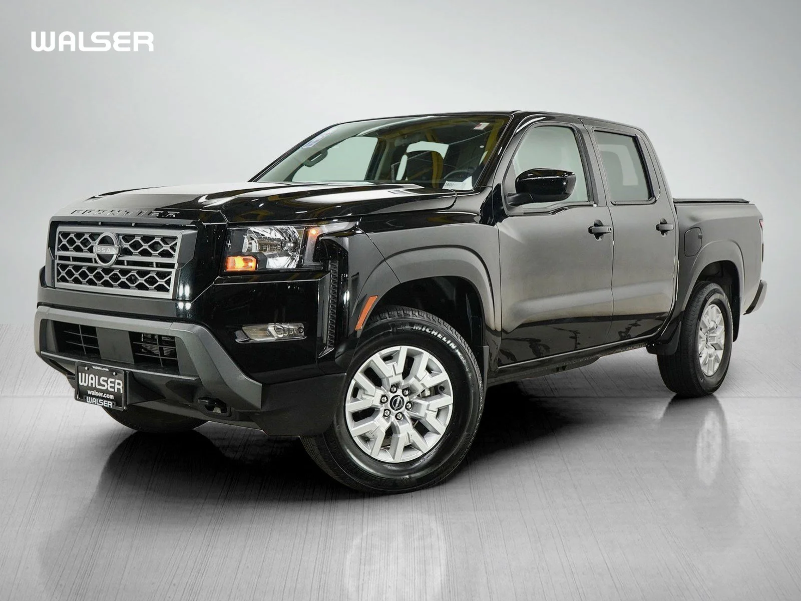 Used 2023 Super Black Nissan SV image 1