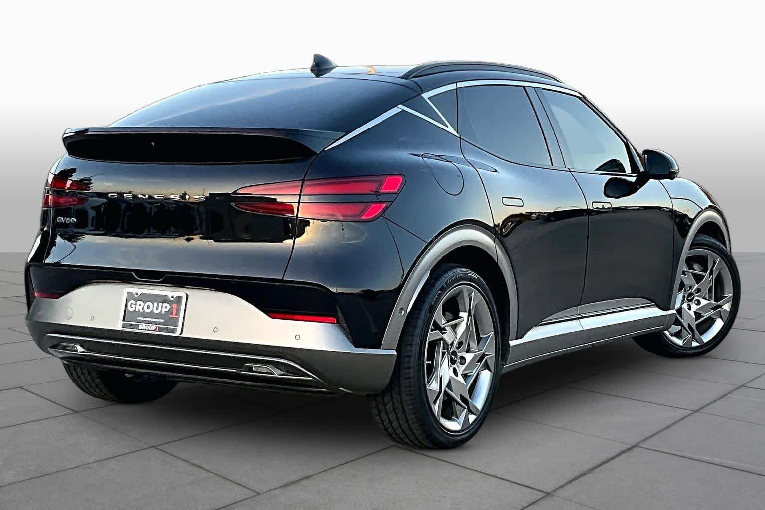 Used 2023 Vik Black Genesis Performance image 12
