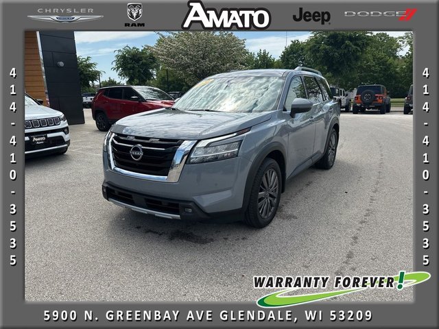 2022 Nissan Pathfinder SL