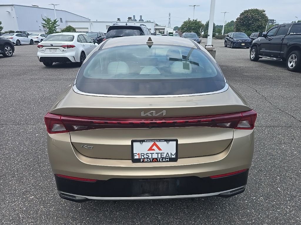 Used 2022 Beige Kia LXS image 6