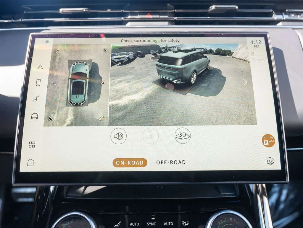 Certified Used 2023 Gray Land Rover SE Dynamic image 31
