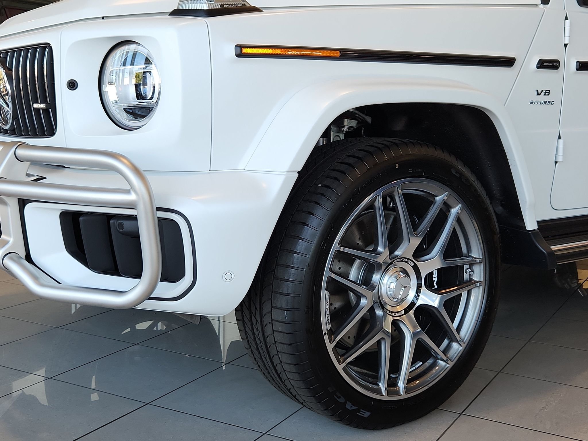 New 2027 MANUFAKTUR Moonlight White Magno Mercedes-Benz AMG® G 63 image 18