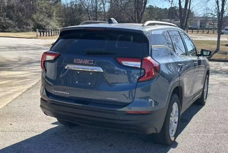 2024 GMC TERRAIN - Image 4