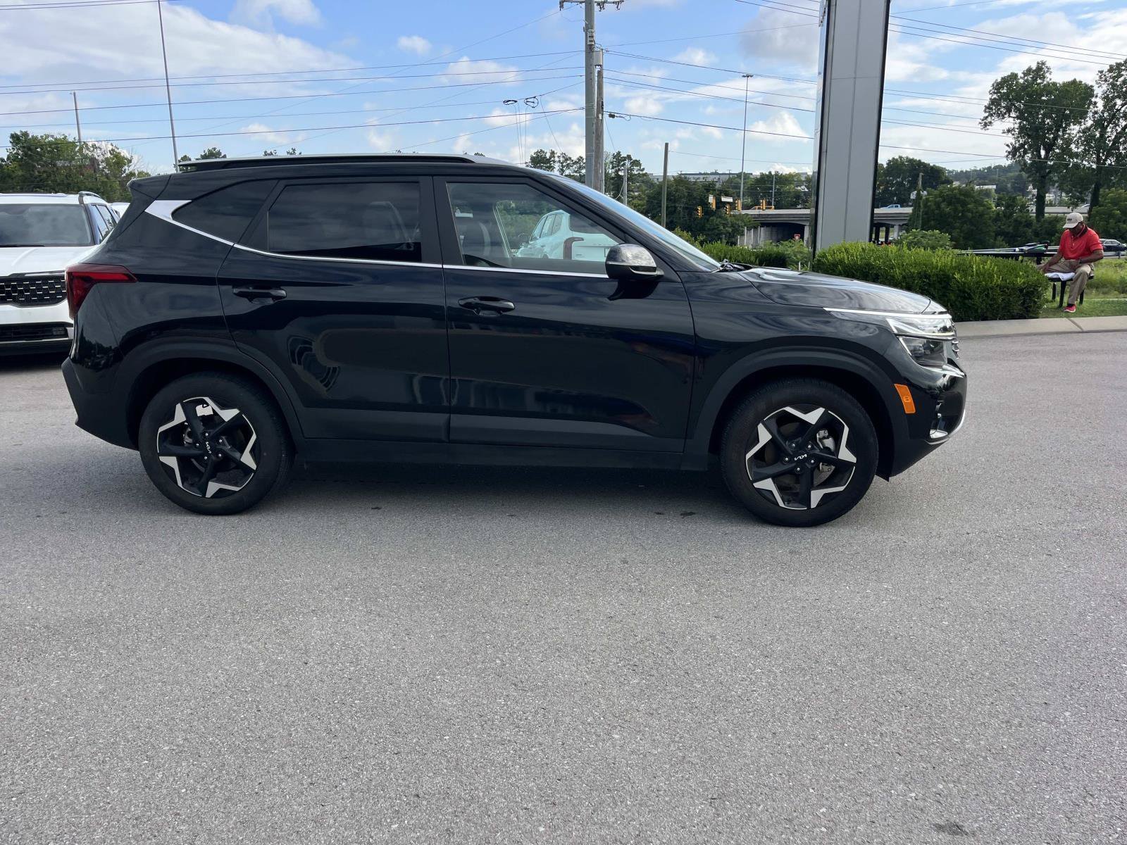 Used 2024 Fusion Black Kia EX image 2