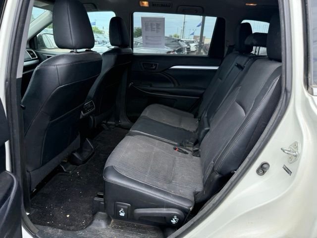 Used 2014  Toyota LE Plus V6 image 14