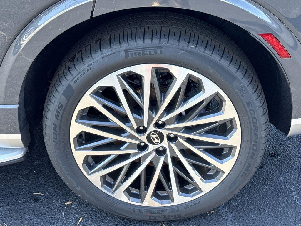 New 2026 Gray Hyundai Calligraphy FWD image 20