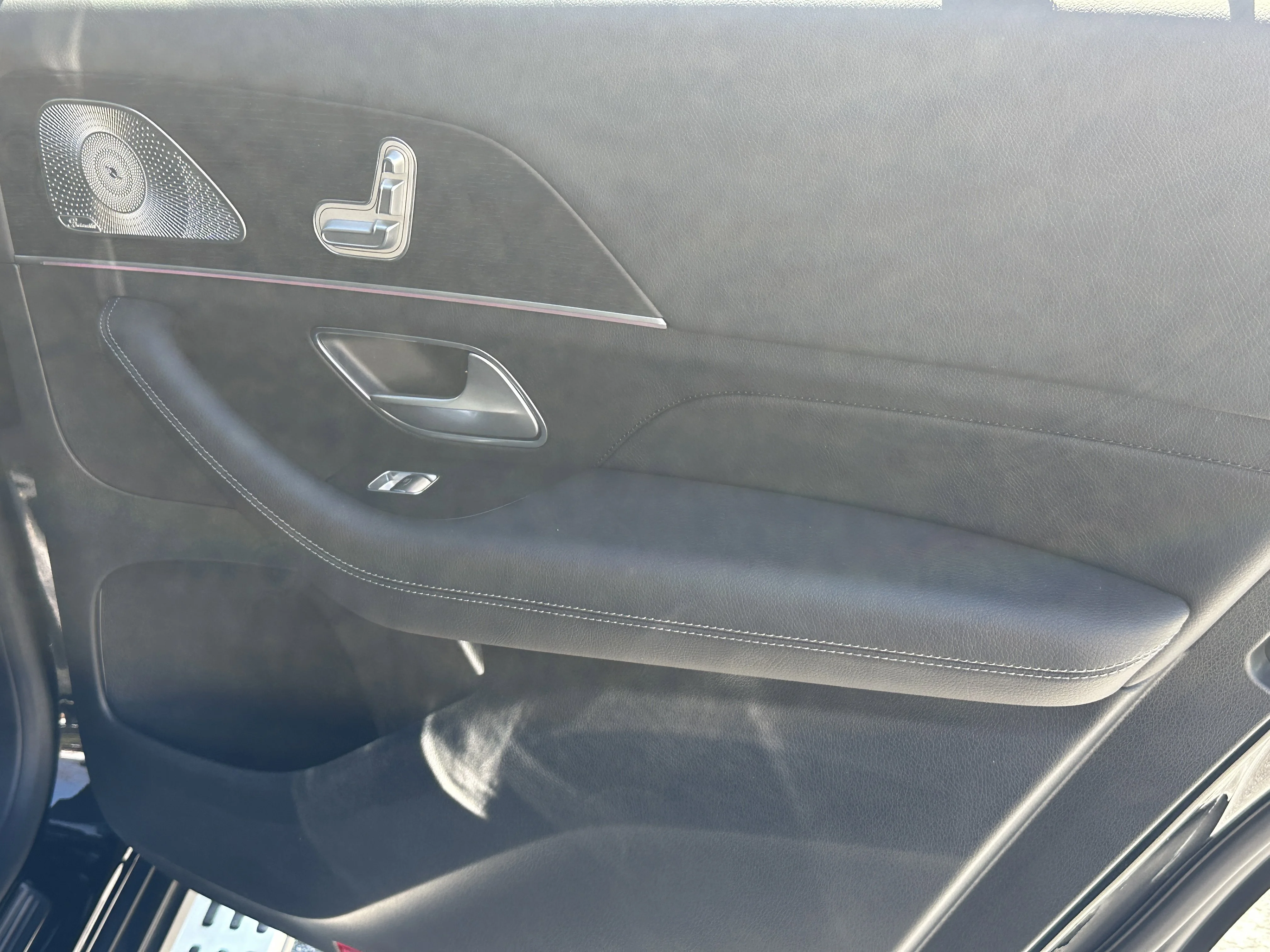 Certified Used 2025 Black Mercedes-Benz GLS 450 image 19