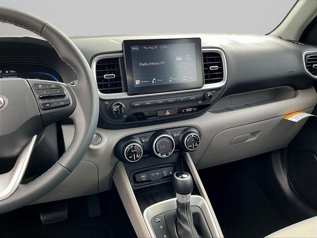 New 2026 Silver Hyundai SEL image 10