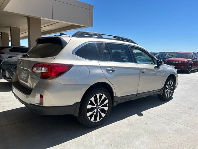 2017 Subaru Outback Limited - Photo 3