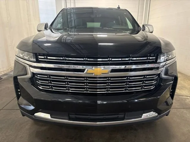 Used 2022 Black Chevrolet Premier image 2