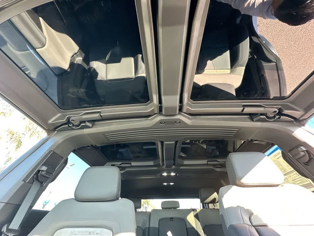 2025 GMC HUMMER EV 3X - Photo 19