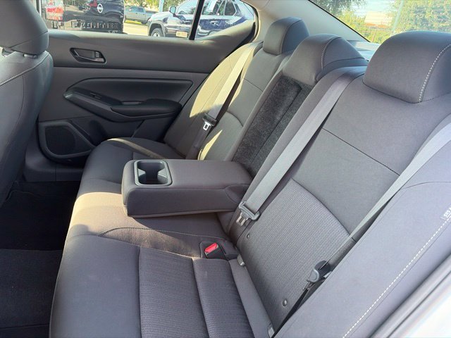 Used 2025 White Nissan 2.5 S image 17