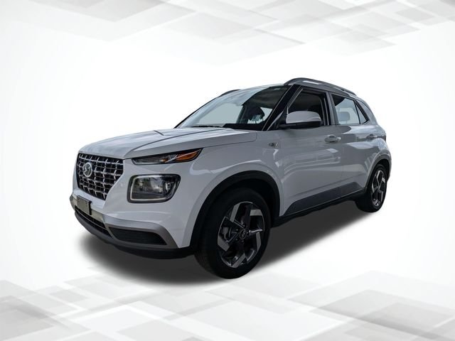 Used 2025 White Hyundai SEL image 7