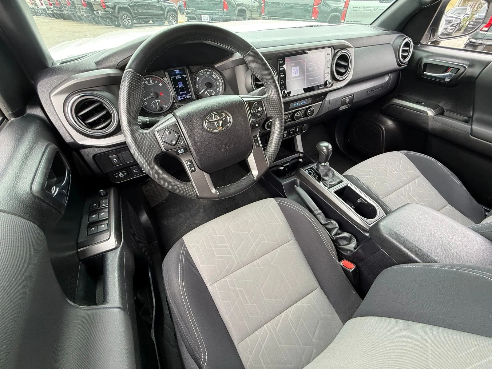 Used 2022 White Toyota TRD Off-Road image 13