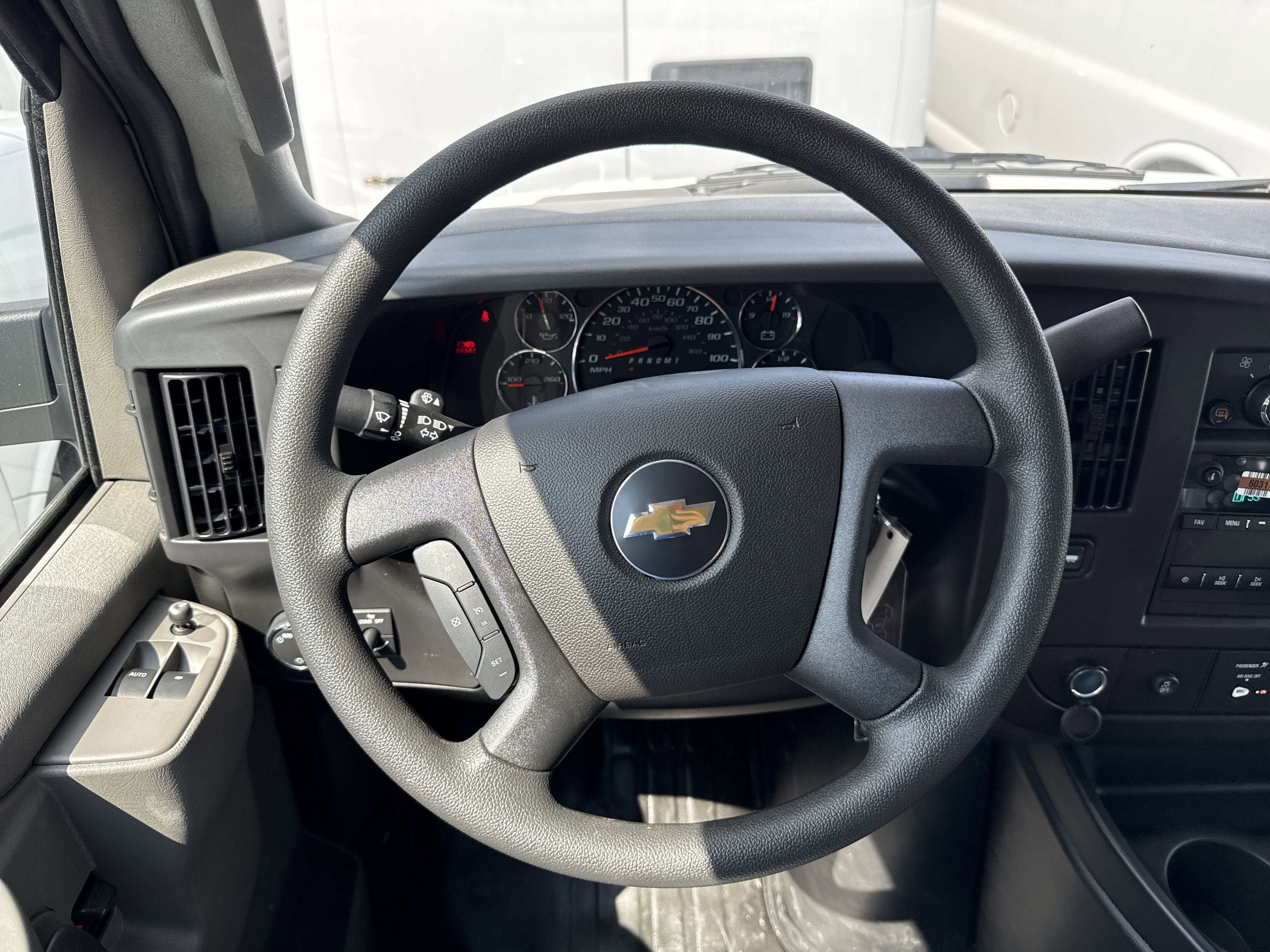 2025 Chevrolet Express Cargo Work Van - Photo 12