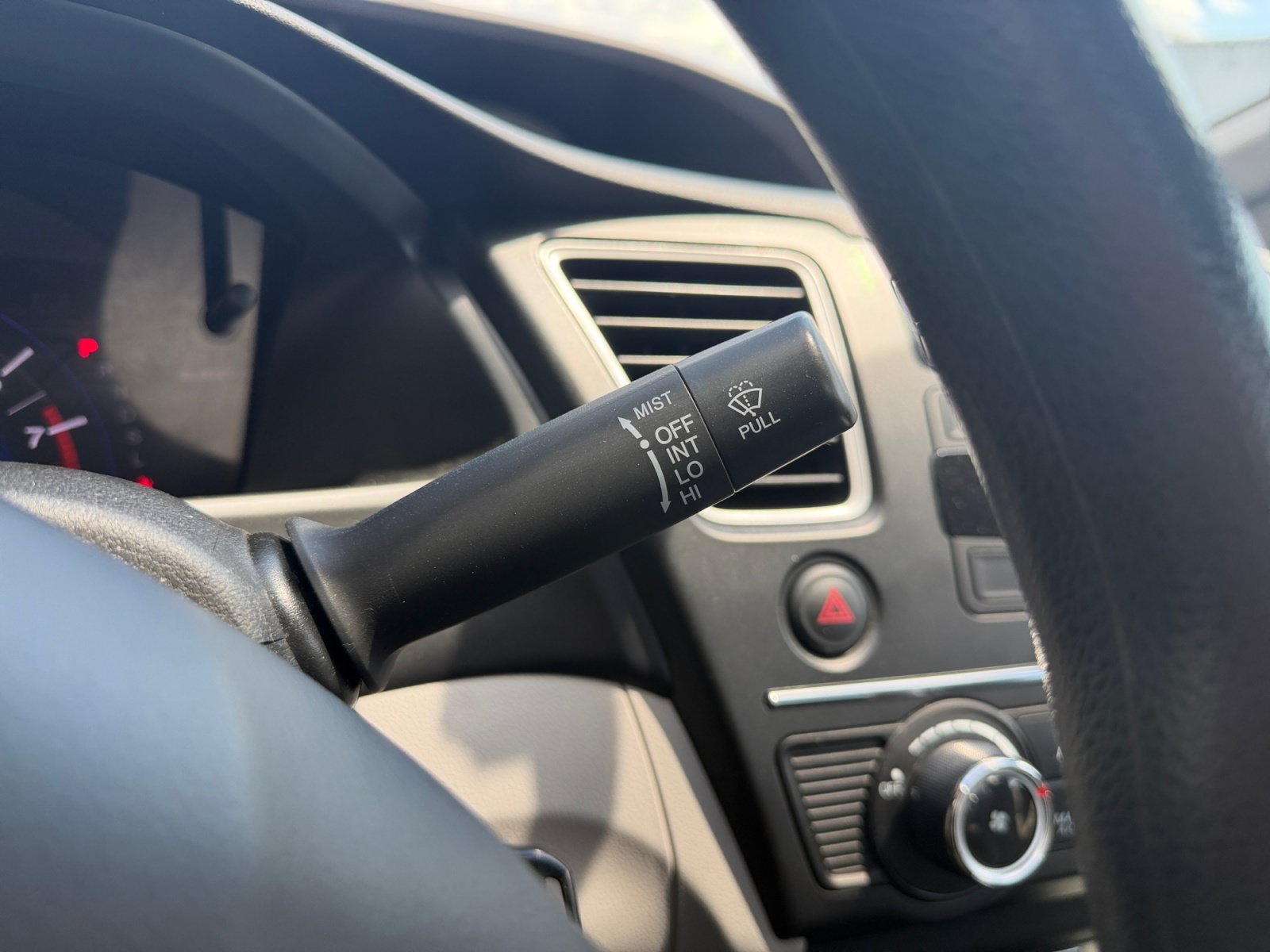 Used 2015 Silver Honda LX image 14