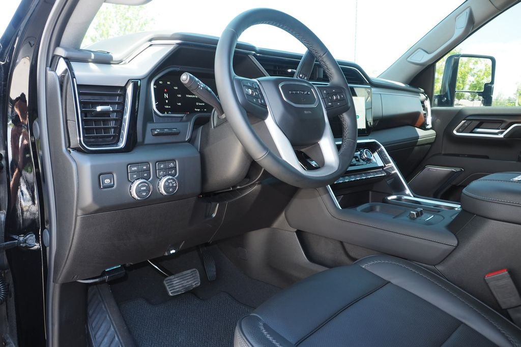 2026 GMC Sierra 3500HD Denali - Photo 13