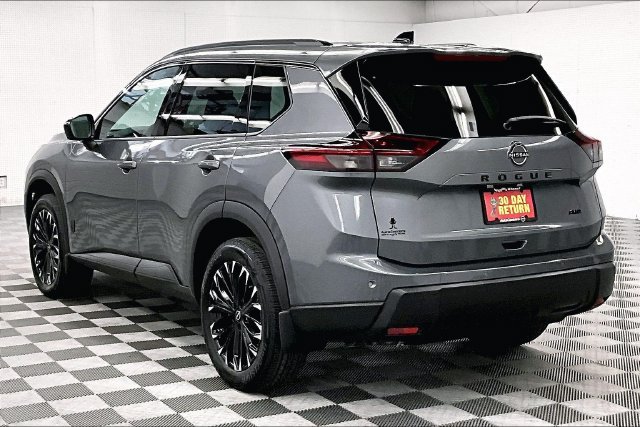 New 2026 Gun Metallic Nissan Dark Armor image 4
