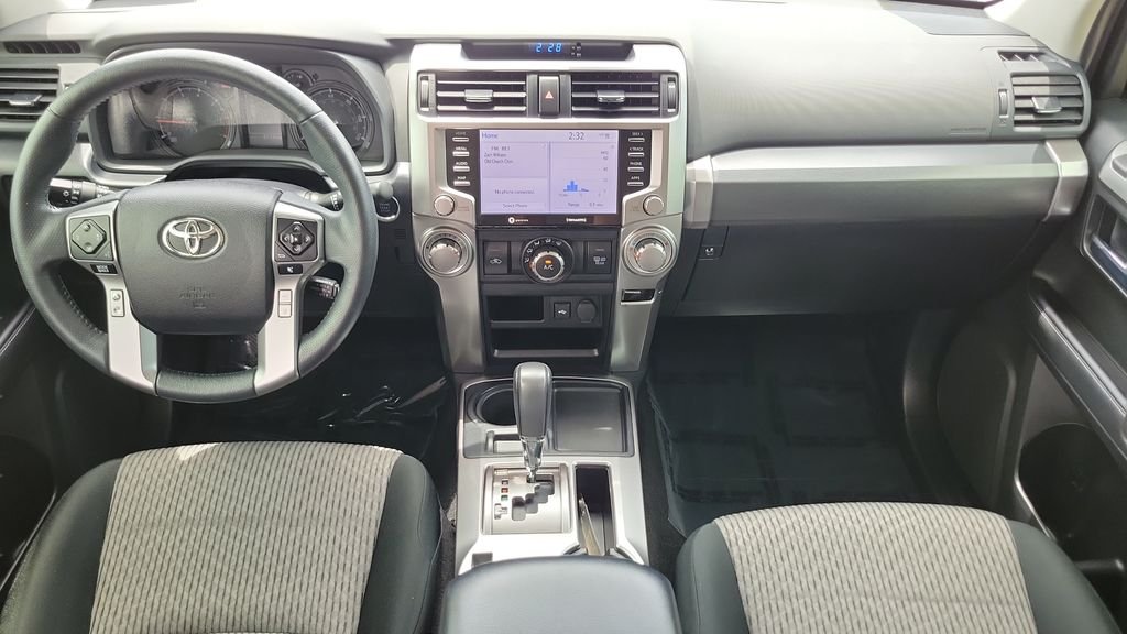 Used 2022 Blue Toyota SR5 image 11